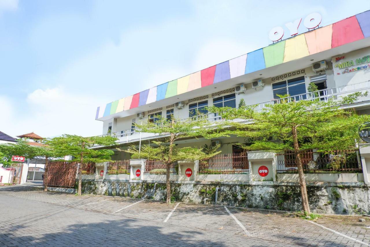 New Mira Hotel Semarang Buitenkant foto