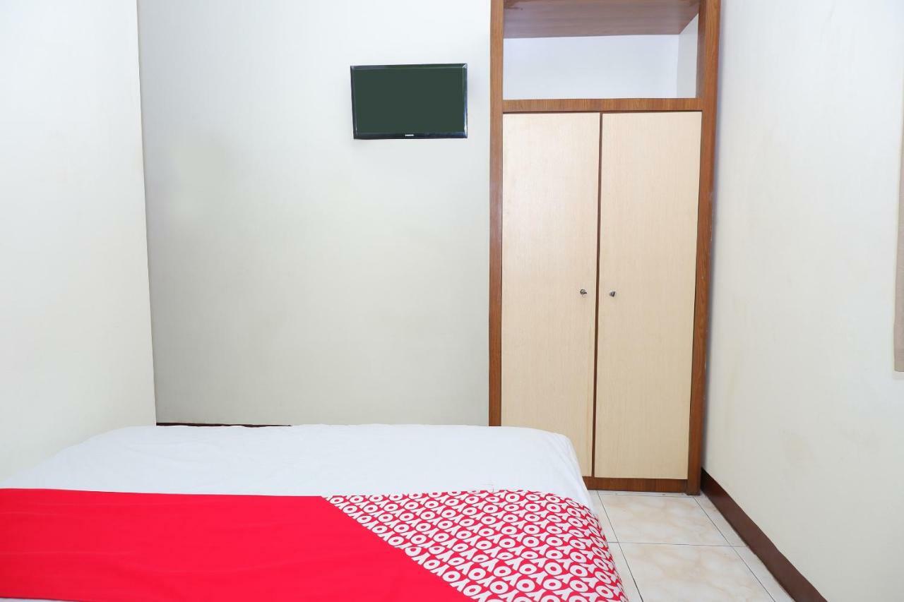 New Mira Hotel Semarang Buitenkant foto